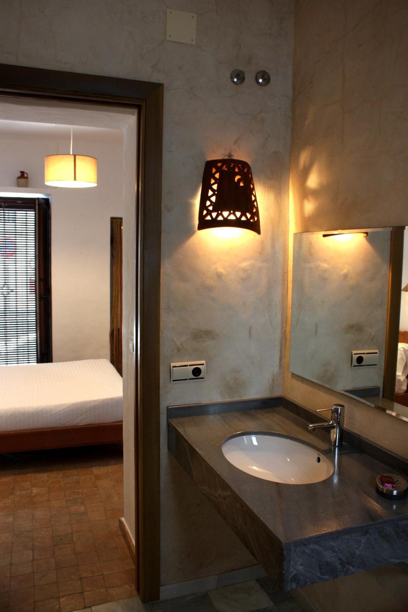 Guest house Extramuros